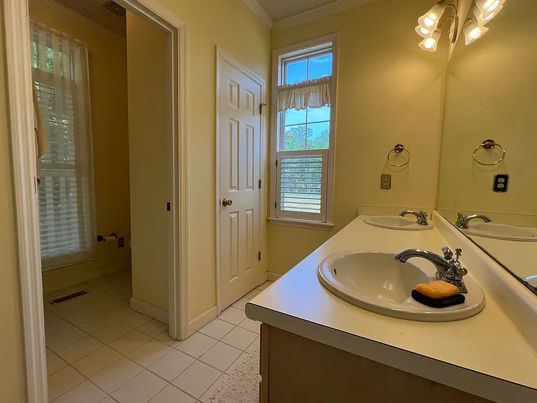 5652 Lakeview Rd — Photo 30