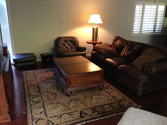 4th image of 255 Shoe Ln