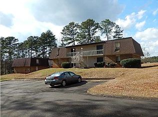 102 Chalet Dr, Greenville, AL 36037