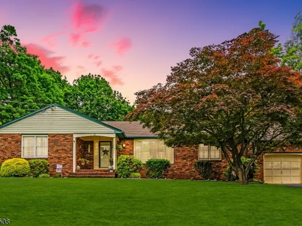 16 Huyler Rd, Branchburg Twp., NJ 08876