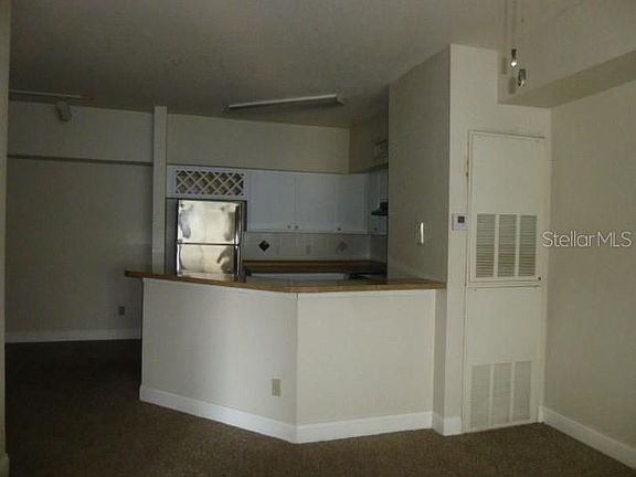 5th image of 829 Camargo Way Unit 310