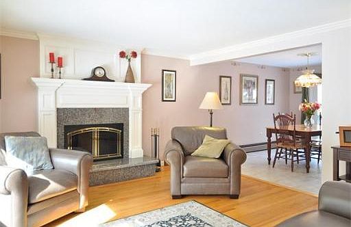 Open Concept Living-Dining