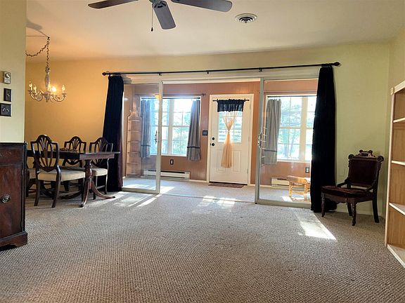 5th image of 47 Cambridge Circle #C