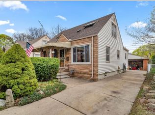 3329 Detroit St, Dearborn, MI 48124