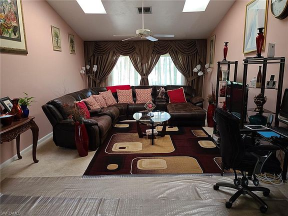 5th image of 106 Willow Creek Ln