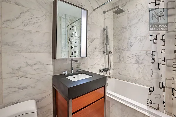 Sold by New York Residence | media 2