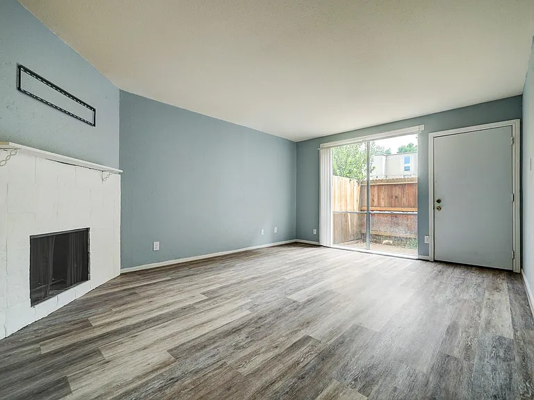 4633 Wild Indigo St #542 — Photo 2