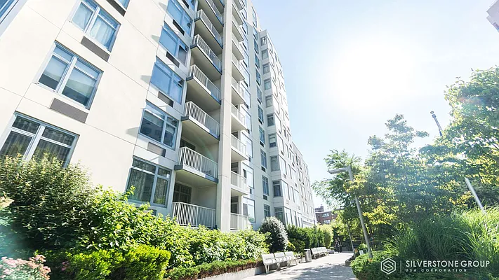 Sold by Silverstone Group USA Corp. | media 83