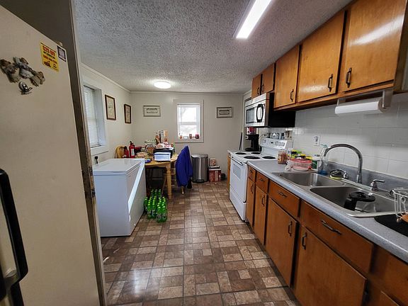 2nd image of 5435 Bland Ln