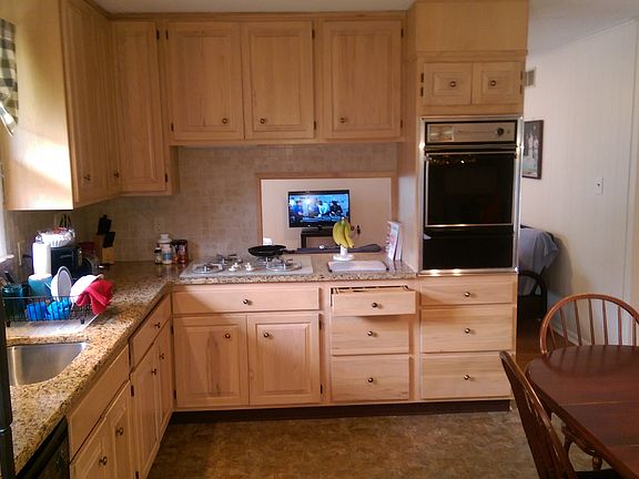 4th image of 17 Wheatfield Dr
