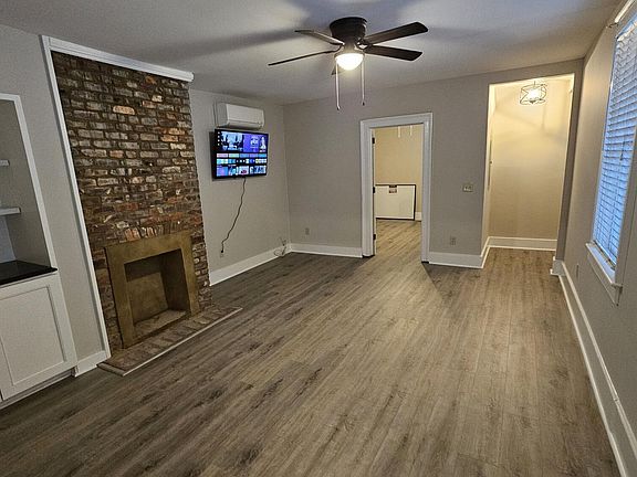 3rd image of 175 Spring St #A & B