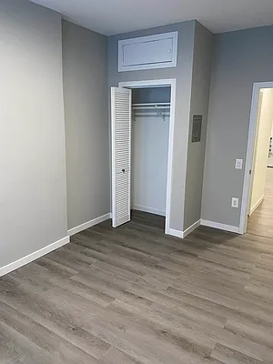 Rented by Standard Living Realty Inc | media 9