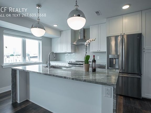 3rd image of 817 N 20th St #13