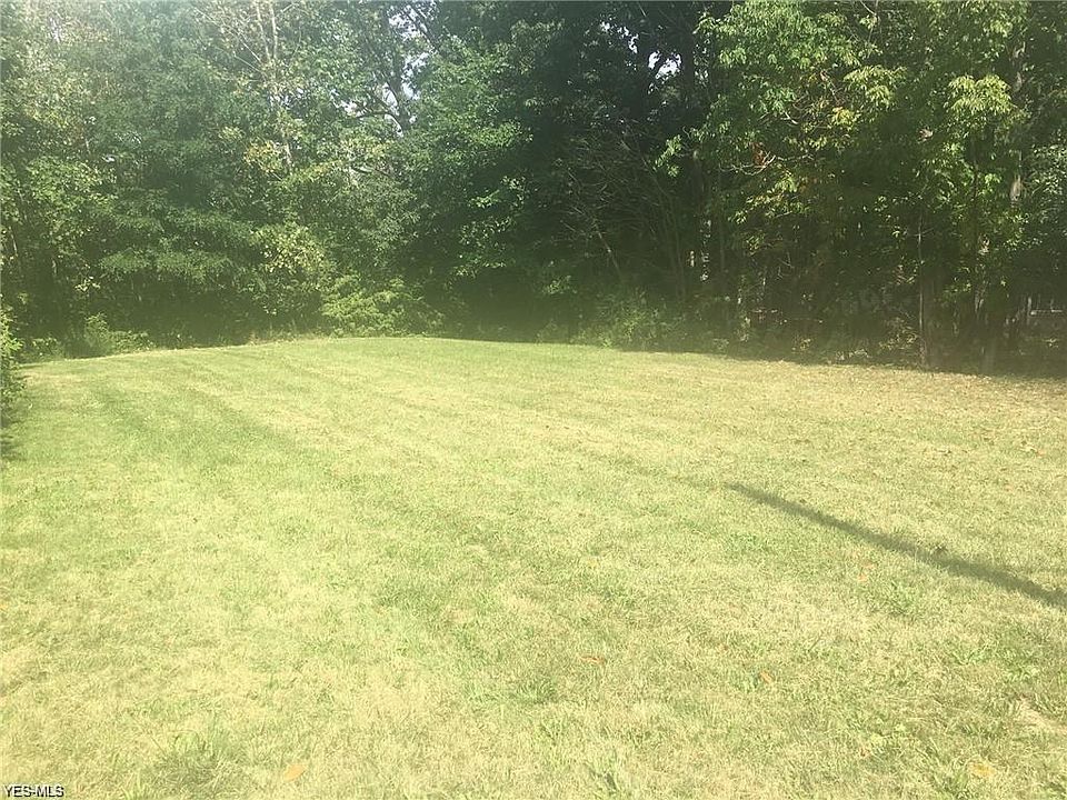 2nd image of Beechwood Dr