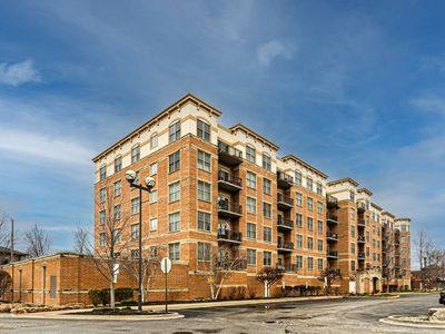 9530 Cook Ave Unit 601, Oak Lawn, IL, 60453