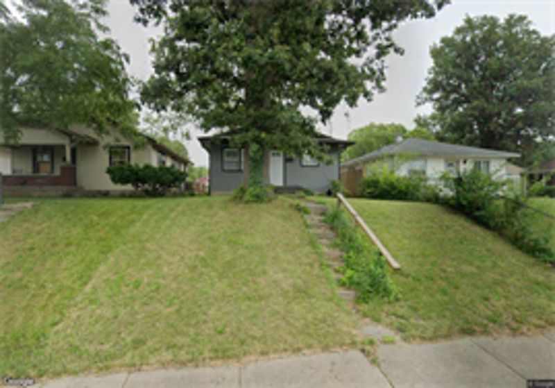 1st image of 2947 N Lasalle St