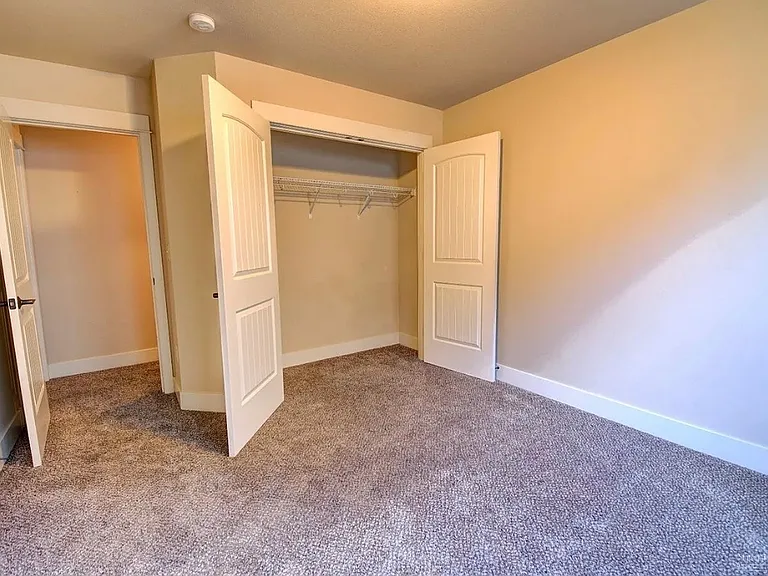62995 Fresca St — Photo 19