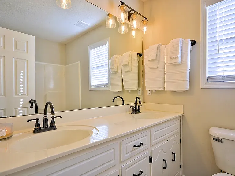 422 Woodale Dr — Photo 19