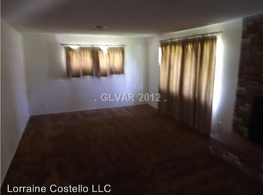 2nd image of 100 Woodley St