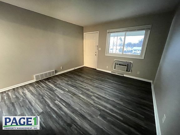 4th image of 7812 Venus St #12