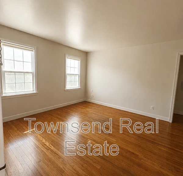 507 Martine Rd #3 — Photo 2