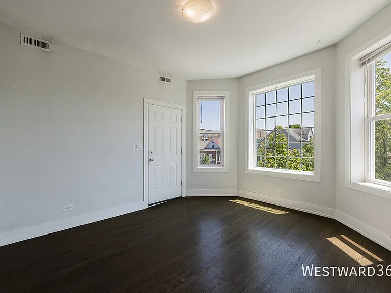 3656 W Shakespeare Ave #2F — Photo 8