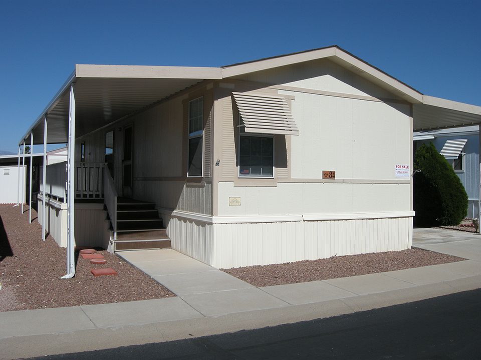 curb view of front porch