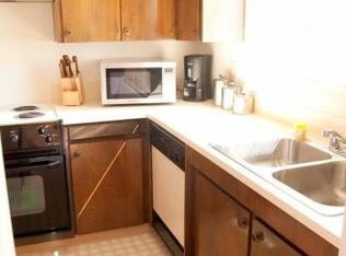 3888 Meadowlawn Loop SE APT 3, Salem, OR 97317