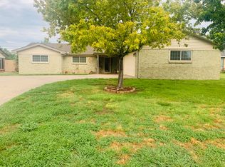 517 Forrest Dr, Dumas, TX 79029