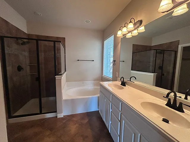 3004 Hereford Dr — Photo 16