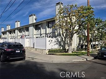 1st image of 22865 Del Valle St