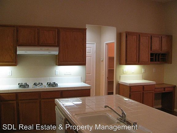 4th image of 38230 Camarada Ln