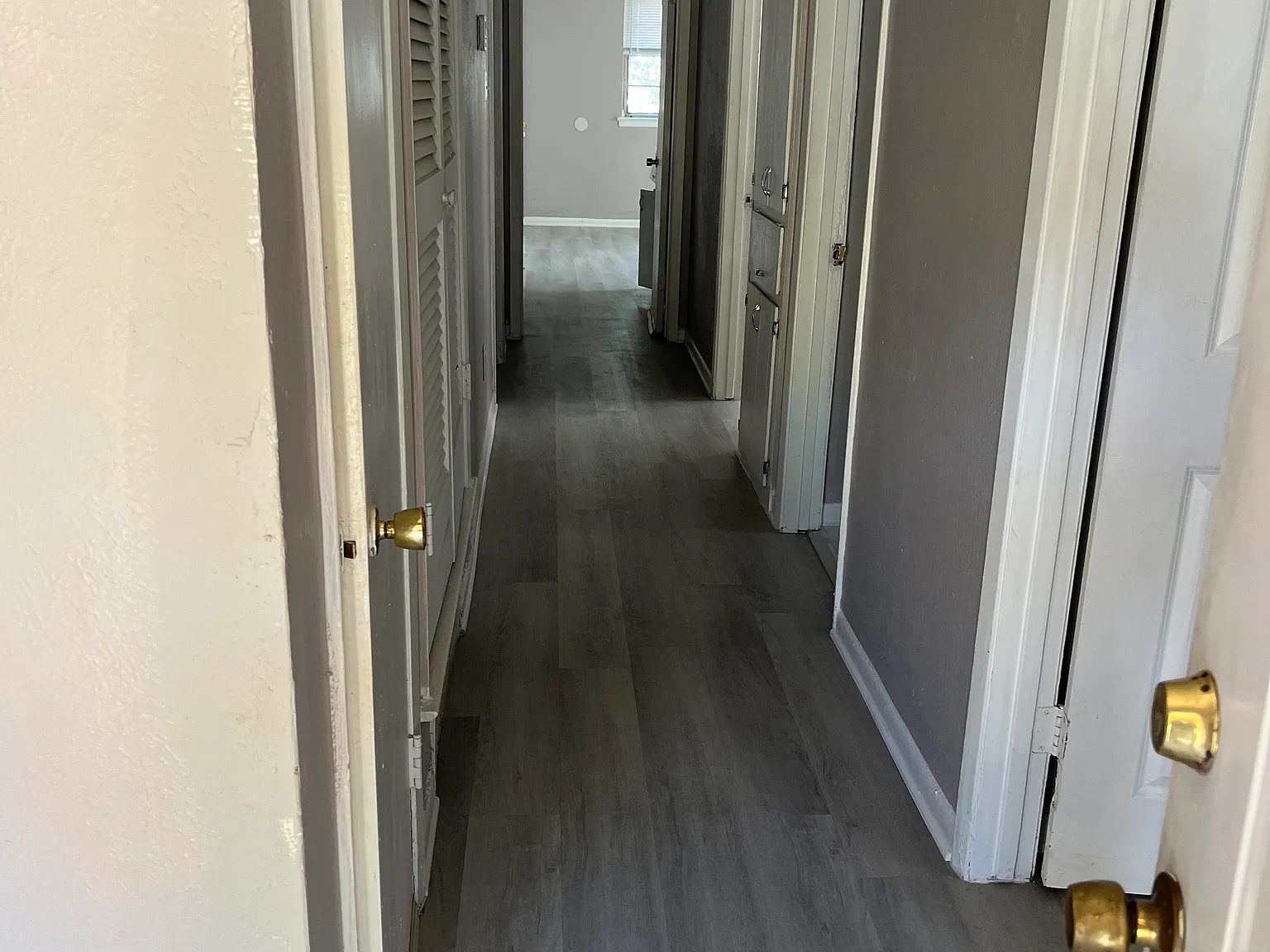 4 bed, 1690 sqft, $2,100 — Photo 2