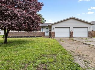 6265 Jaycox Rd, North Ridgeville, OH 44039