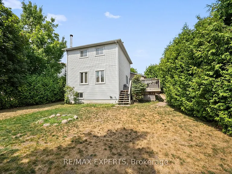 11 Penton Dr — Photo 24