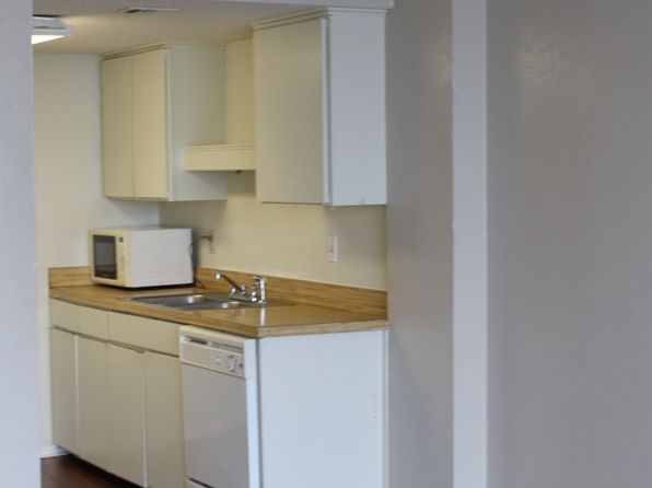 1800 Lavaca St APT 203