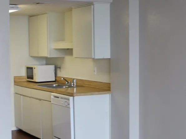 1800 Lavaca St APT 203, Austin, TX 78701