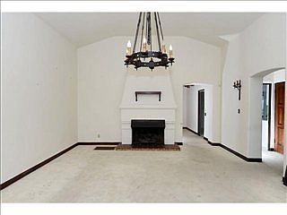 3rd image of 3606 Lotus Dr