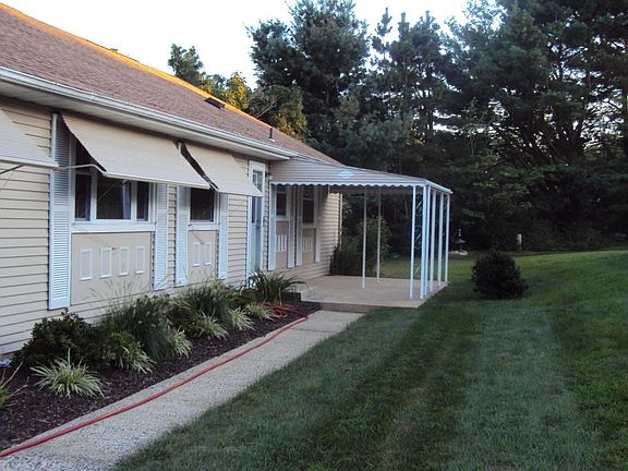 5th image of 38 Birchwood Dr #50