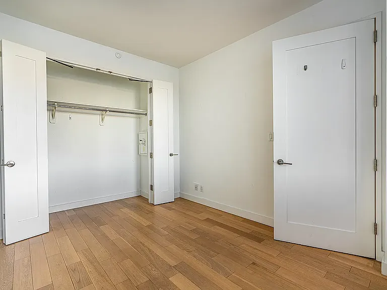 22 N 6th St #8T — Photo 6