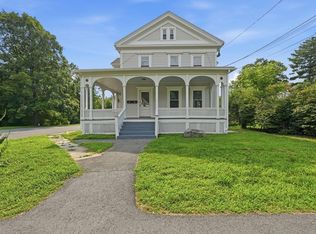 1136 N Pleasant St, Amherst, MA 01002