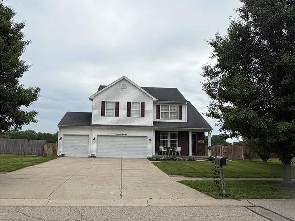 7248 Country Walk Dr, Franklin, OH 45005