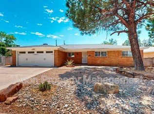 8804 Bellehaven Ave NE, Albuquerque, NM 87112