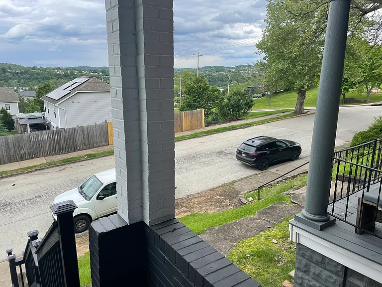 618 E 12th Ave — Photo 3