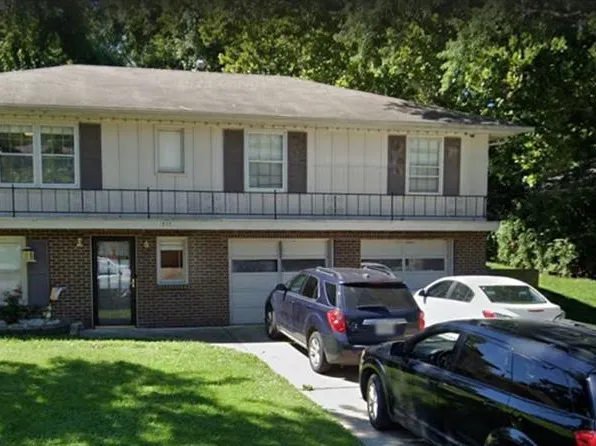 11505 E Thompson St, Independence, MO 64054