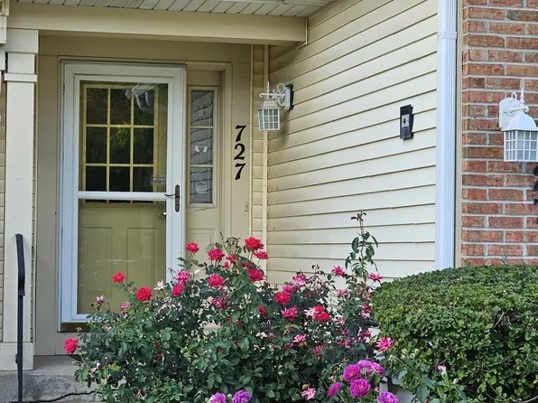 727 Littleton Trl #0, Elgin, IL 60120