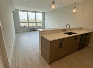 22 Brook St #314C, Jersey City, NJ 07302