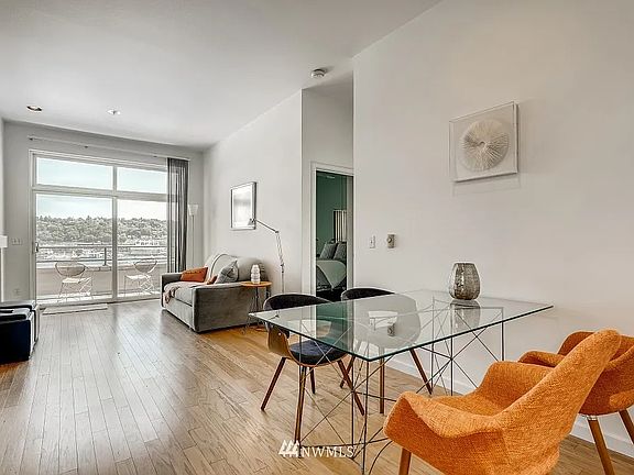4th image of 1504 Aurora Ave N APT 503