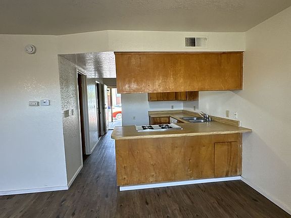 4th image of 1220 S Santa Fe Ave #1226B