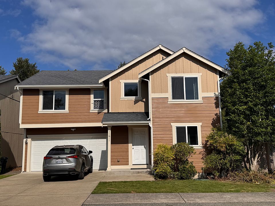 1st image of 11611 3rd Avenue Ct E